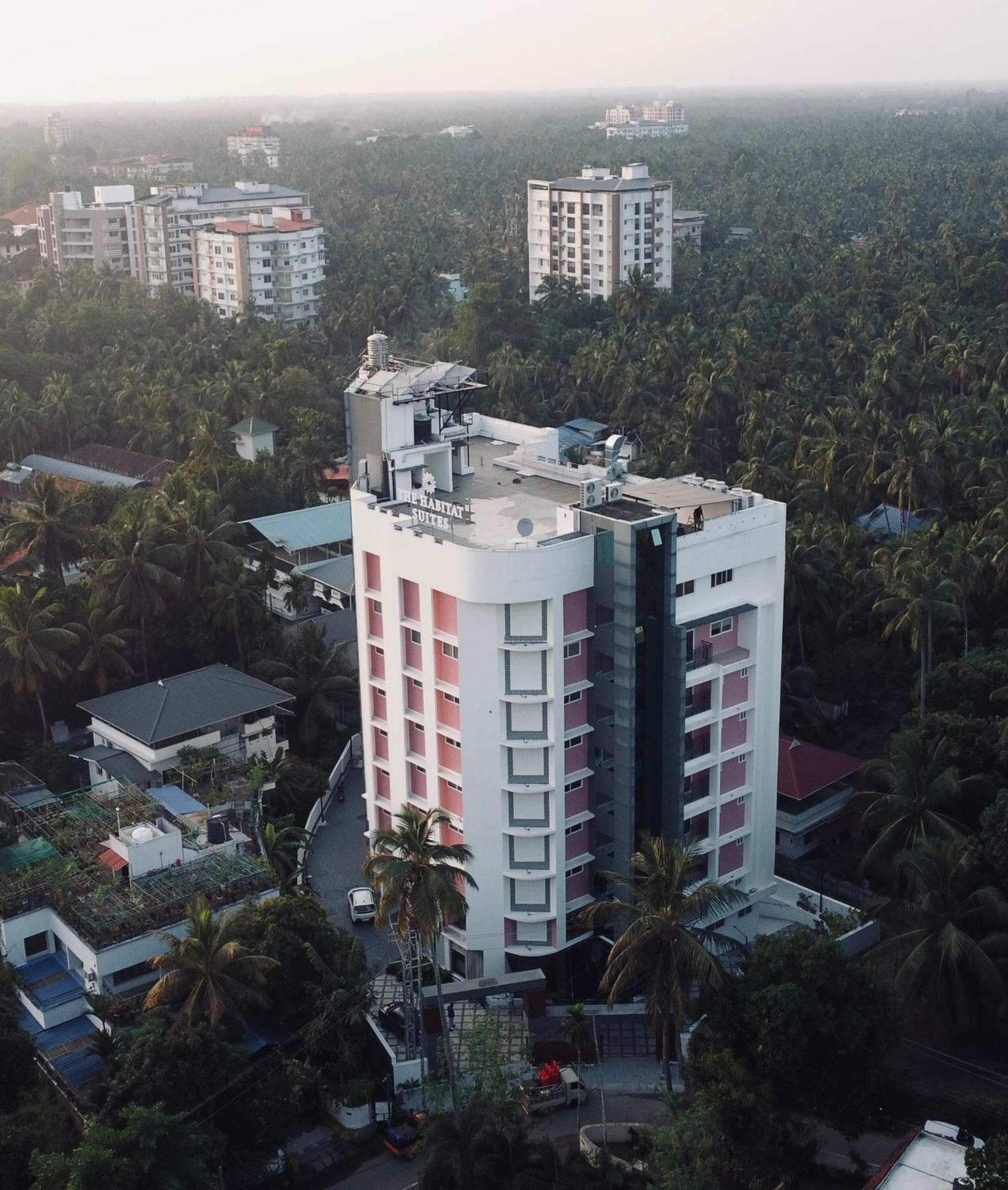 The Habitat Suites Guruvāyūr Екстериор снимка