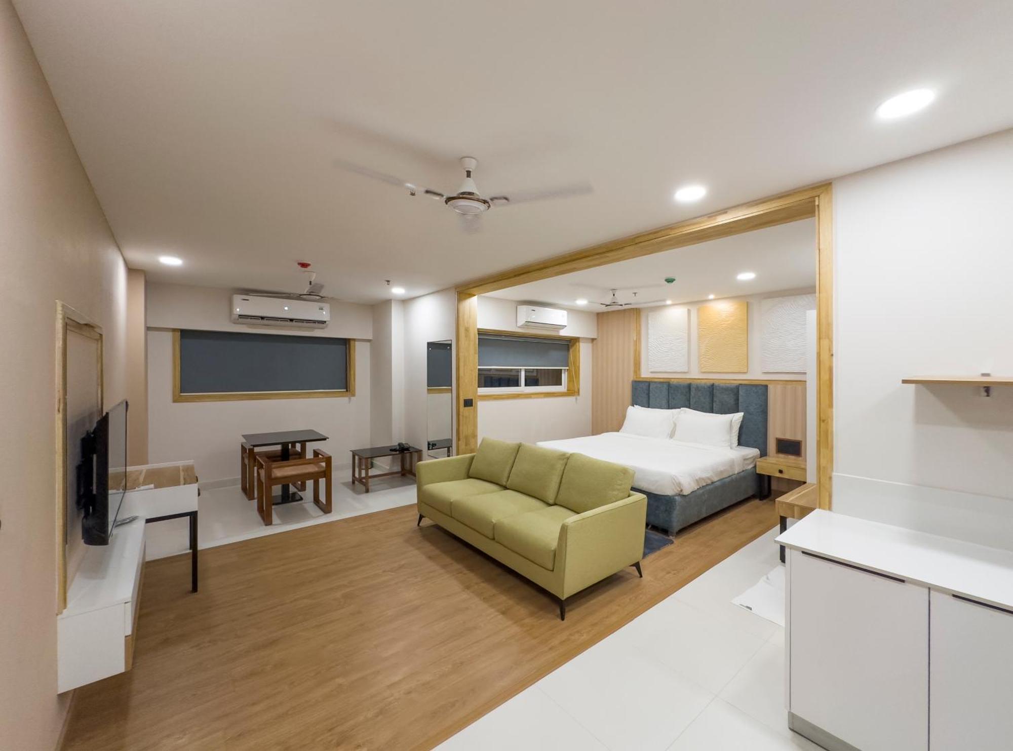 The Habitat Suites Guruvāyūr Екстериор снимка