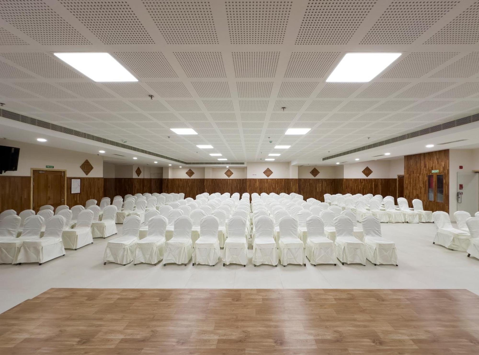 The Habitat Suites Guruvāyūr Екстериор снимка