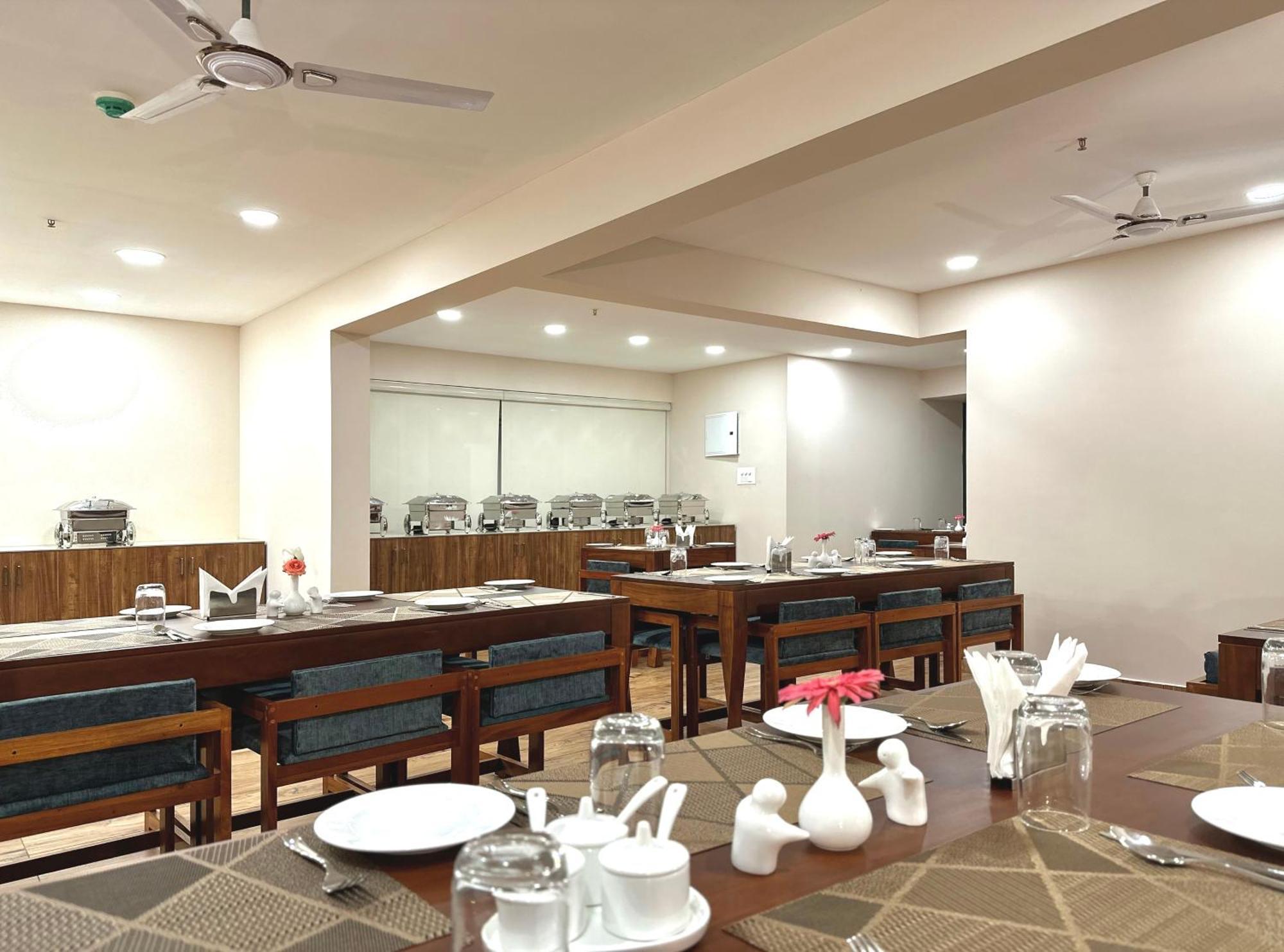The Habitat Suites Guruvāyūr Екстериор снимка