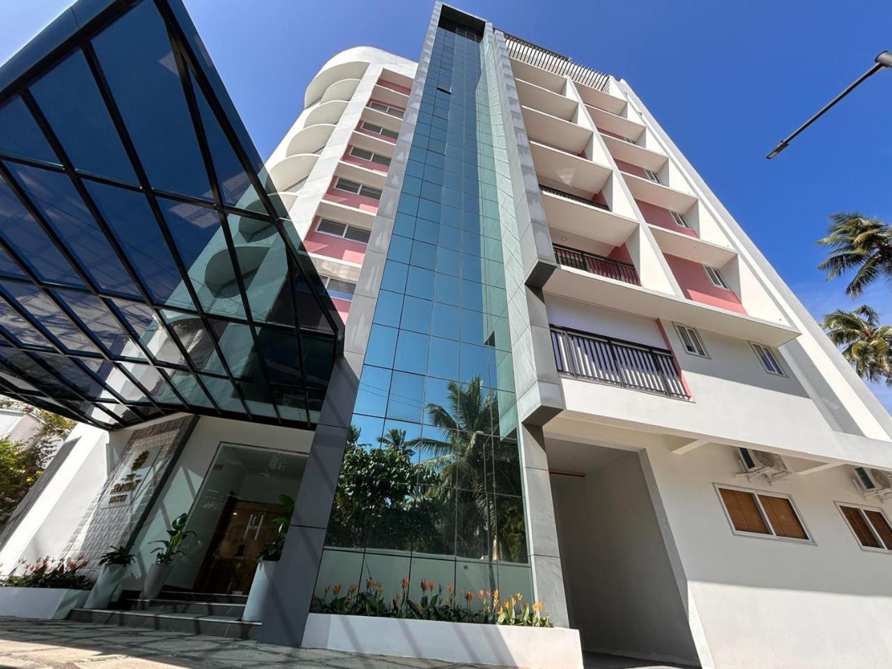 The Habitat Suites Guruvāyūr Екстериор снимка