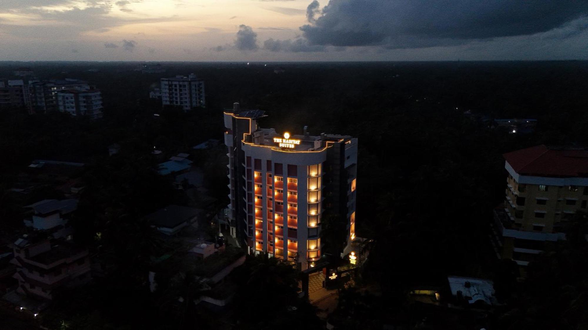 The Habitat Suites Guruvāyūr Екстериор снимка